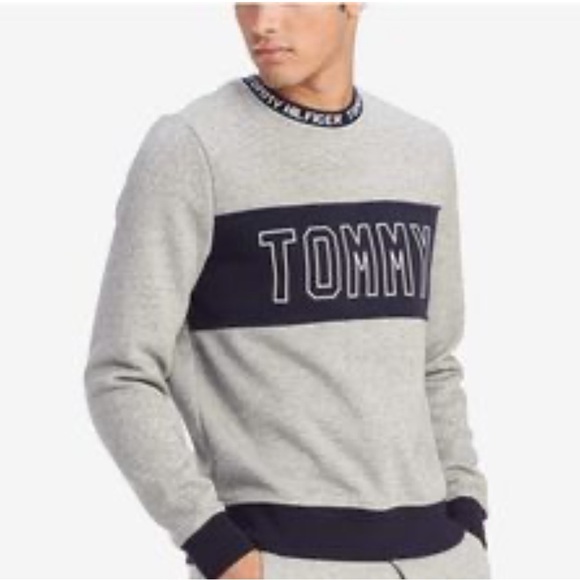 Tommy Hilfiger long sleeve - Picture 1 of 6
